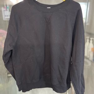 Black sweatshirt